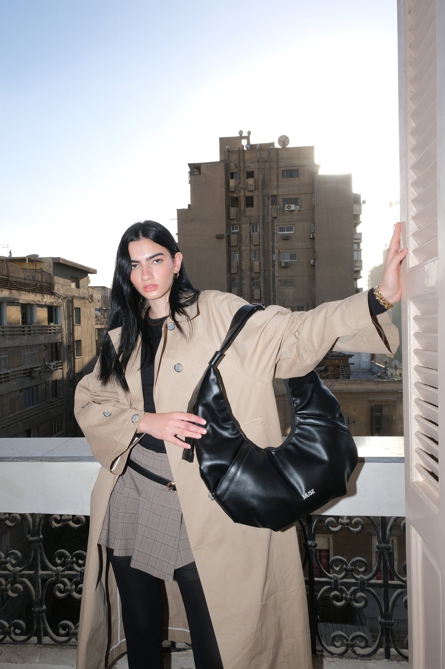 The croissant bag in midnight( Leather )