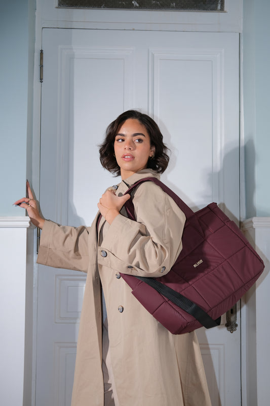 Muse puffer bag in burgundy