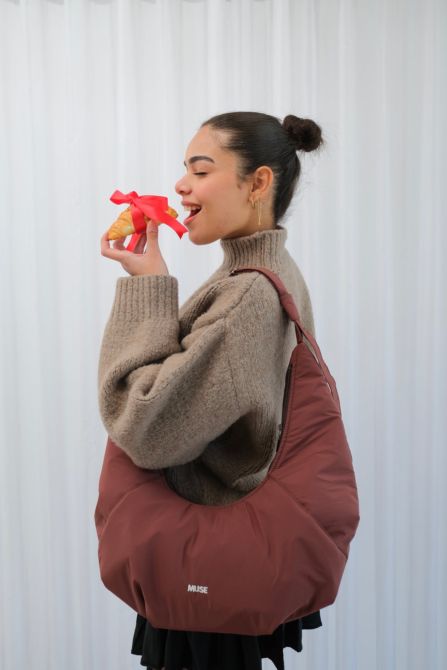 The croissant bag in Mocha