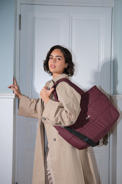Muse puffer bag in burgundy