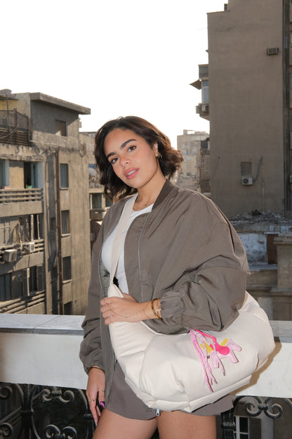 The croissant Bag in latte