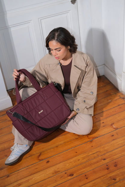 Muse puffer bag in burgundy
