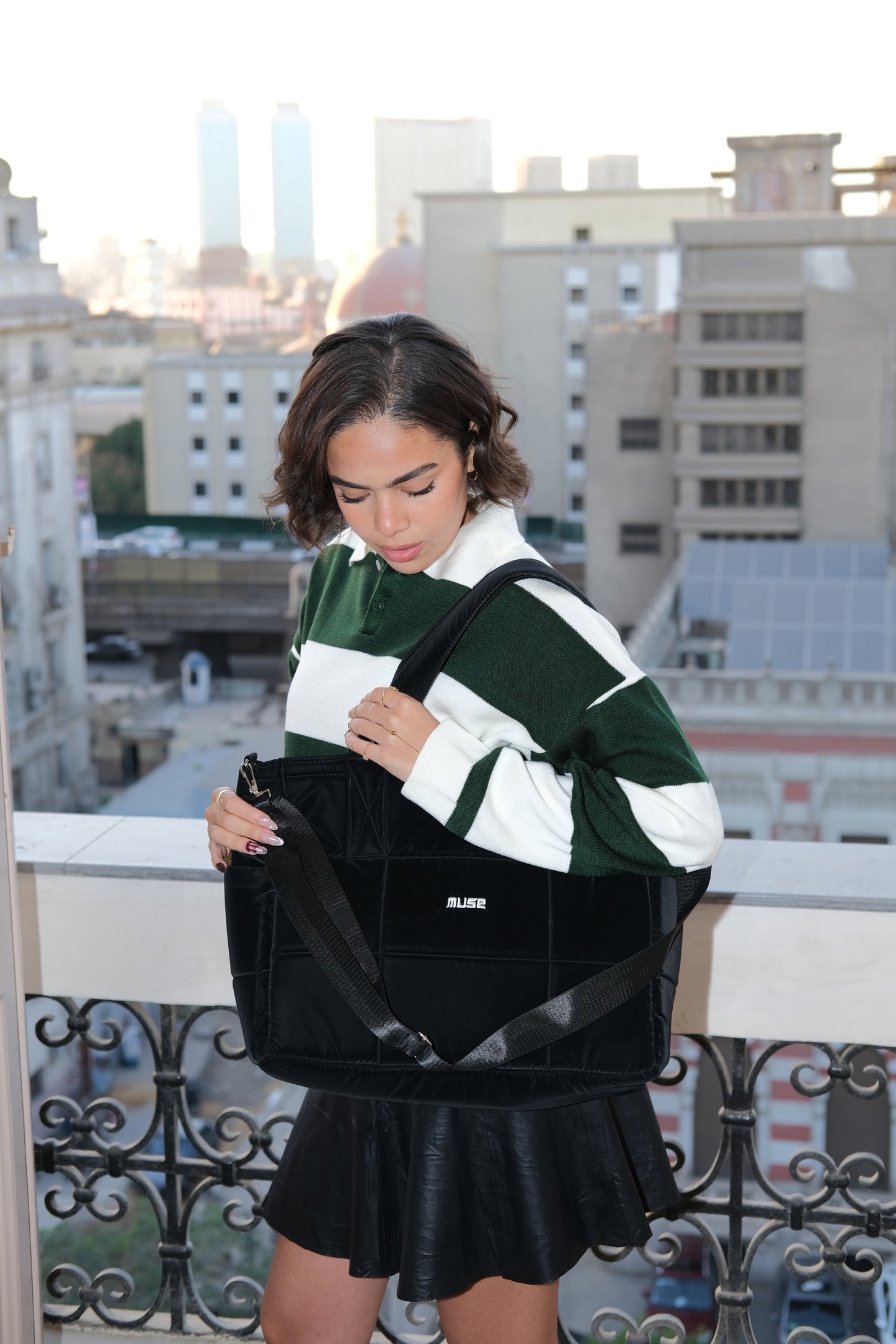 Muse puffer bag in deep black