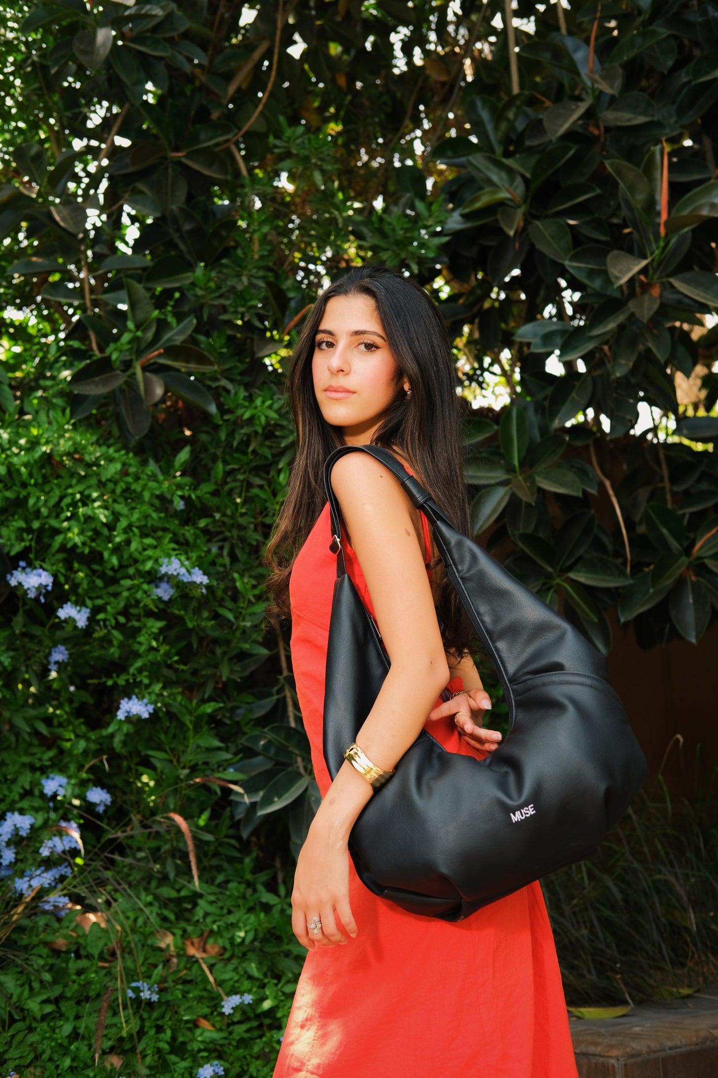 Leather Croissant Bag In Midnight Black